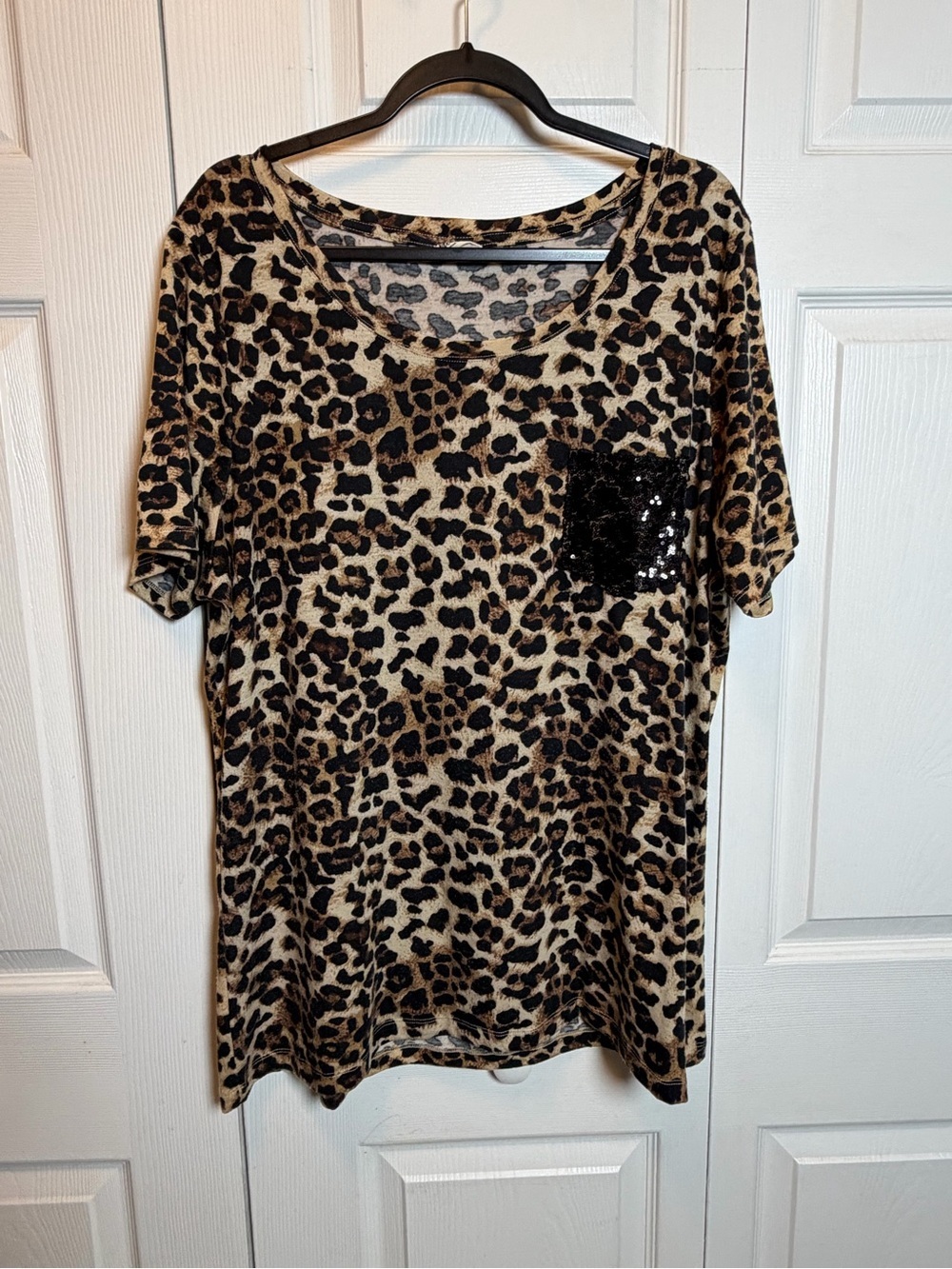 Cheekys Leopard Print Sequin Pocket Short Sleeve Top XXL